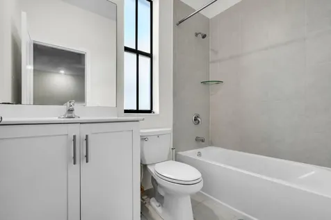11101 W 33rd Court Hialeah FL 33018