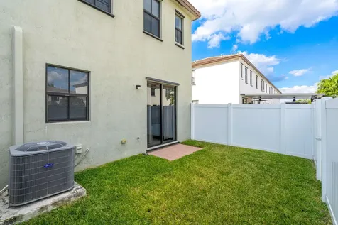11101 W 33rd Court Hialeah FL 33018