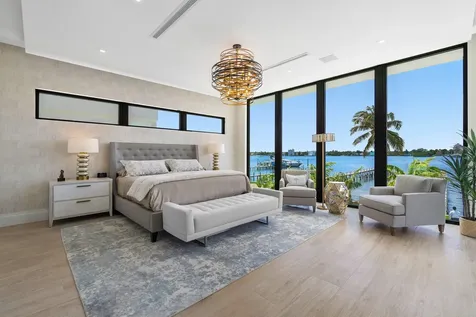 807 N Atlantic Drive Lantana FL 33462