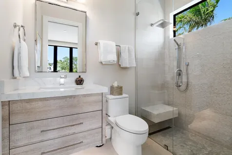 807 N Atlantic Drive Lantana FL 33462