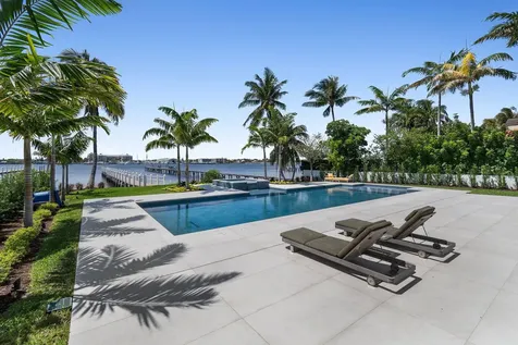 807 N Atlantic Drive Lantana FL 33462