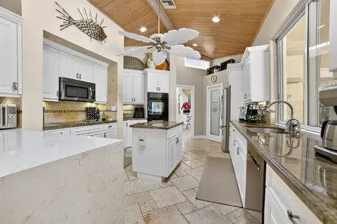5328 E Leitner Drive Coral Springs FL 33067