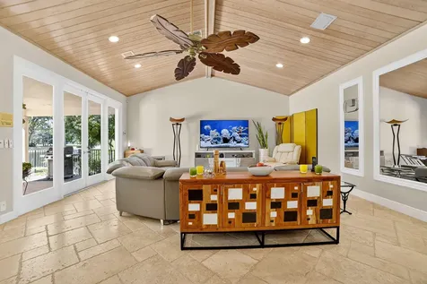 5328 E Leitner Drive Coral Springs FL 33067