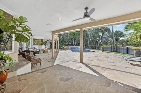 5328 E Leitner Drive Coral Springs FL 33067
