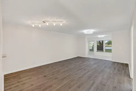 26 Abbey Lane Delray Beach FL 33446