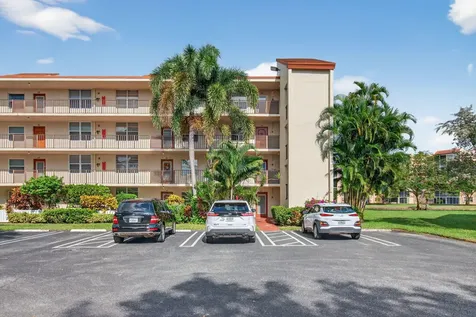 26 Abbey Lane Delray Beach FL 33446