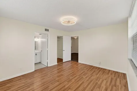 26 Abbey Lane Delray Beach FL 33446