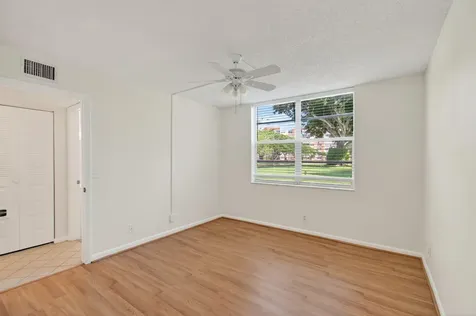 26 Abbey Lane Delray Beach FL 33446