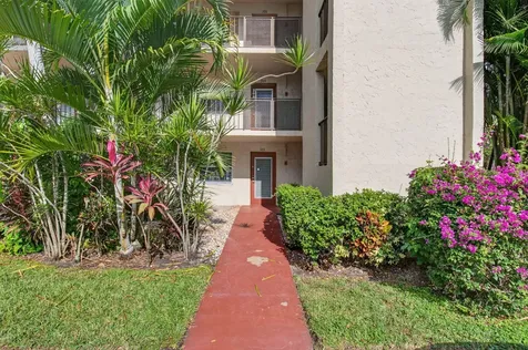 26 Abbey Lane Delray Beach FL 33446