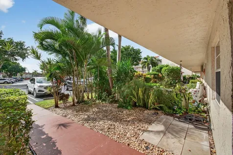 26 Abbey Lane Delray Beach FL 33446