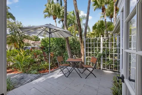 207 Woodsmuir Court Palm Beach Gardens FL 33418