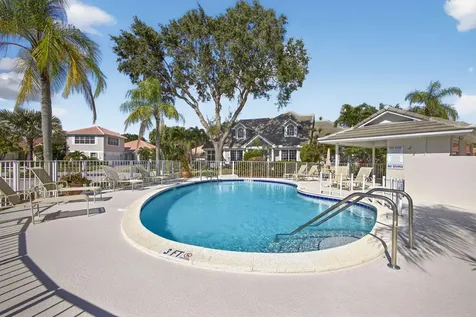 207 Woodsmuir Court Palm Beach Gardens FL 33418