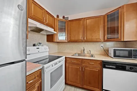 380 Sheffield P West Palm Beach FL 33417