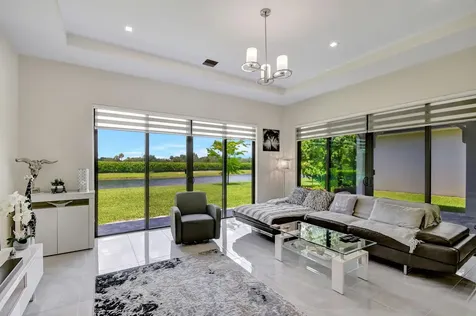 2848 Gin Berry Way West Palm Beach FL 33401