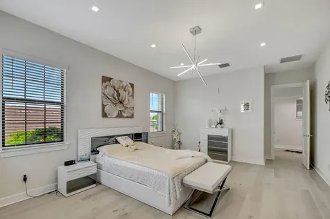 2848 Gin Berry Way West Palm Beach FL 33401
