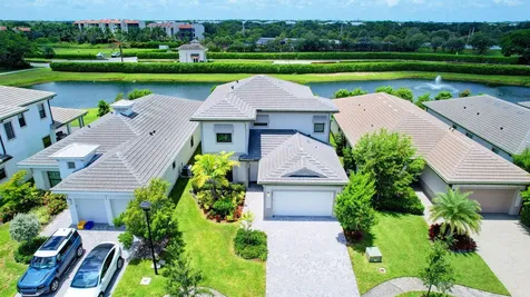 2848 Gin Berry Way West Palm Beach FL 33401