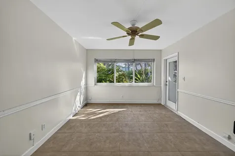 2151 Ne 42 Nd Court Lighthouse Point FL 33064