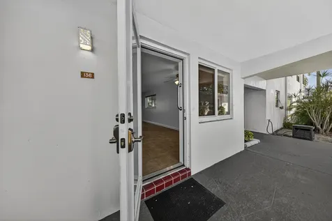 2151 Ne 42 Nd Court Lighthouse Point FL 33064