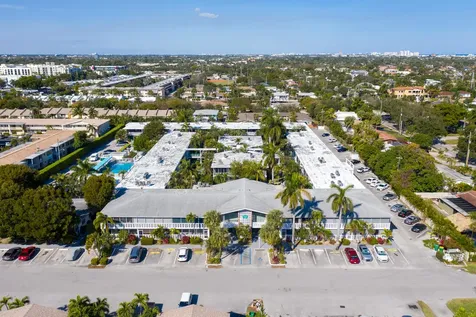 2151 Ne 42 Nd Court Lighthouse Point FL 33064