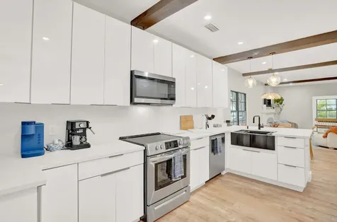 727 S Fernwood Drive West Palm Beach FL 33405