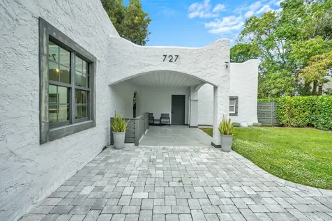 727 S Fernwood Drive West Palm Beach FL 33405