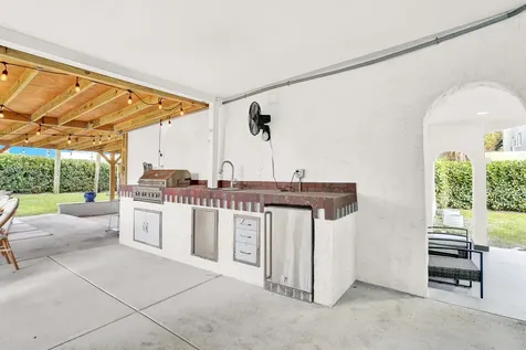 727 S Fernwood Drive West Palm Beach FL 33405