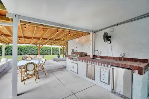 727 S Fernwood Drive West Palm Beach FL 33405