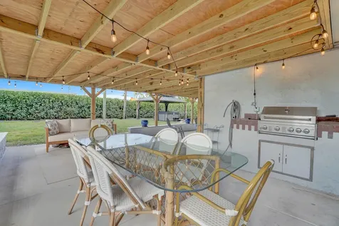 727 S Fernwood Drive West Palm Beach FL 33405