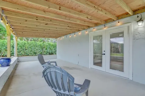 727 S Fernwood Drive West Palm Beach FL 33405