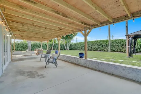727 S Fernwood Drive West Palm Beach FL 33405