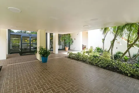 2400 Presidential Way West Palm Beach FL 33401
