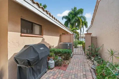 11083 Applegate Lane Boynton Beach FL 33437