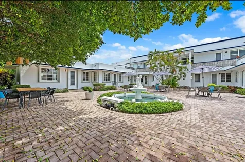 320 Inlet Way Palm Beach Shores FL 33404