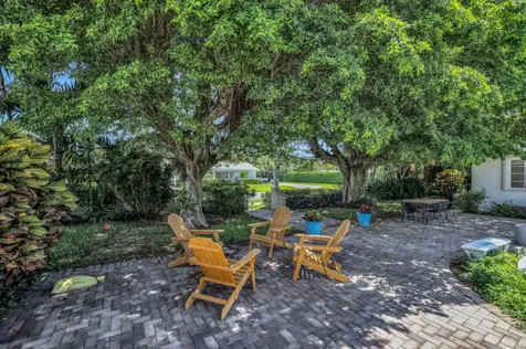 320 Inlet Way Palm Beach Shores FL 33404
