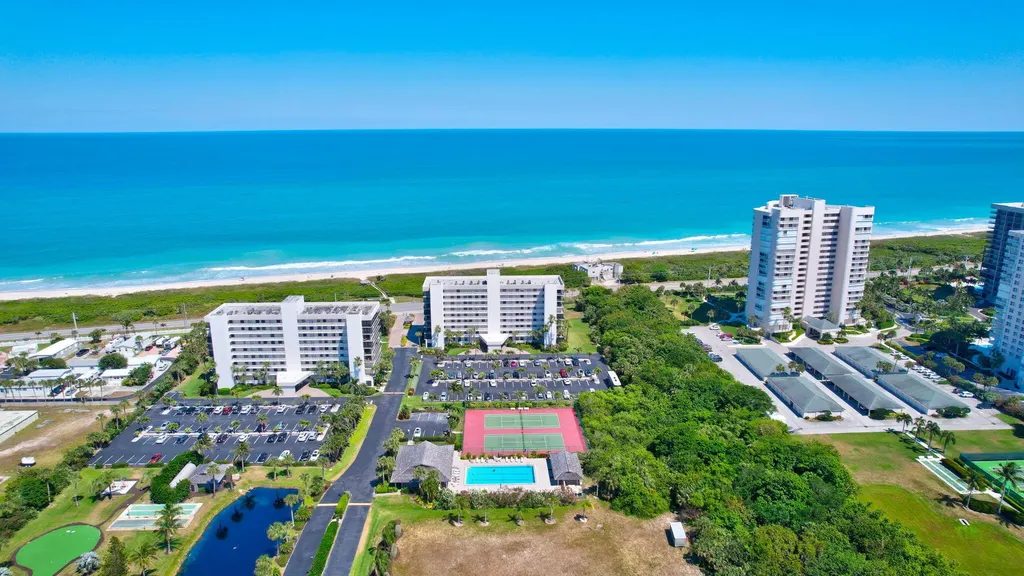 5055 N Highway A1a Hutchinson Island FL 34949
