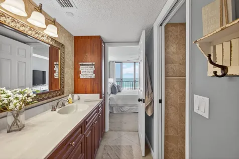 5055 N Highway A1a Hutchinson Island FL 34949