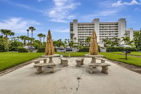5055 N Highway A1a Hutchinson Island FL 34949