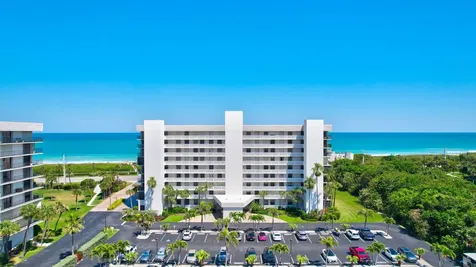 5055 N Highway A1a Hutchinson Island FL 34949