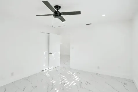 4736 Nw 5th Avenue Deerfield Beach FL 33064