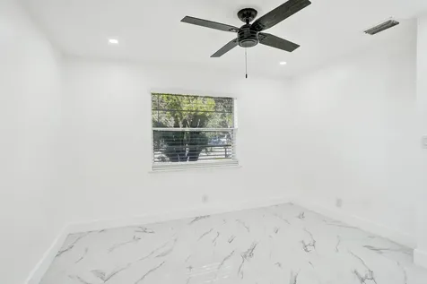 4736 Nw 5th Avenue Deerfield Beach FL 33064