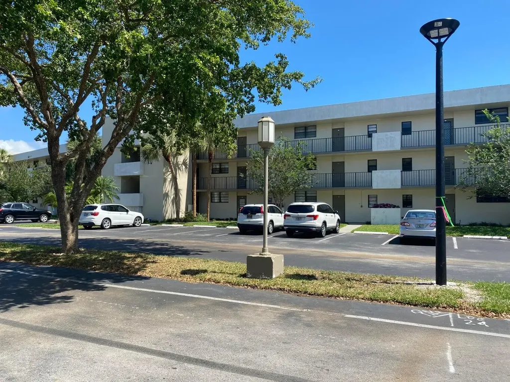 2420 Deer Creek Country Club Boulevard Deerfield Beach FL 33442