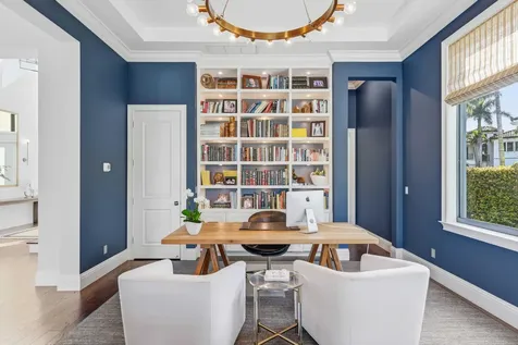 9089 Pintura Way Boca Raton FL 33496