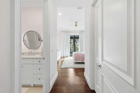 9089 Pintura Way Boca Raton FL 33496