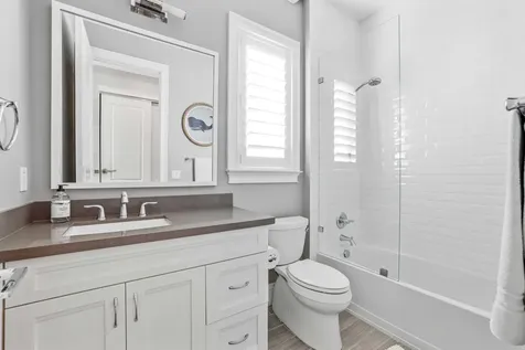 9089 Pintura Way Boca Raton FL 33496