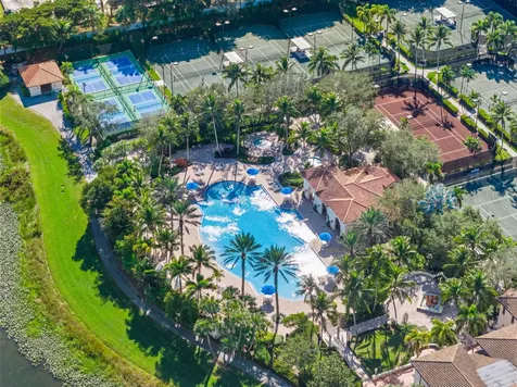 9089 Pintura Way Boca Raton FL 33496