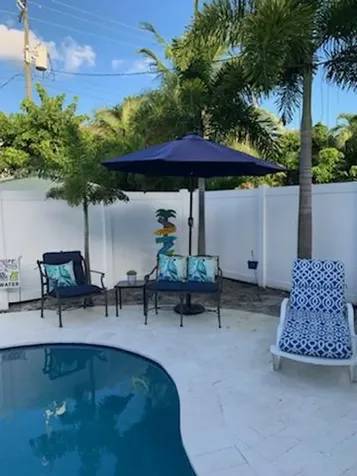 110 S Palmway Lake Worth Beach FL 33460