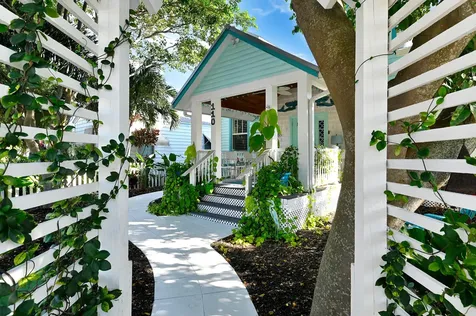 110 S Palmway Lake Worth Beach FL 33460