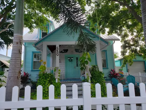 110 S Palmway Lake Worth Beach FL 33460