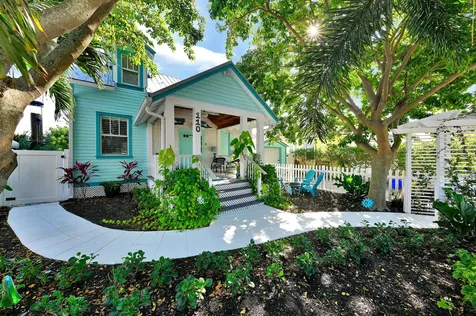 110 S Palmway Lake Worth Beach FL 33460