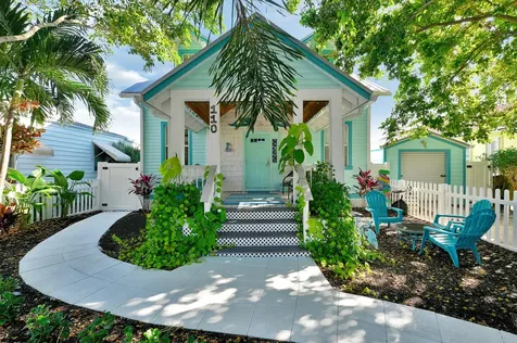 110 S Palmway Lake Worth Beach FL 33460